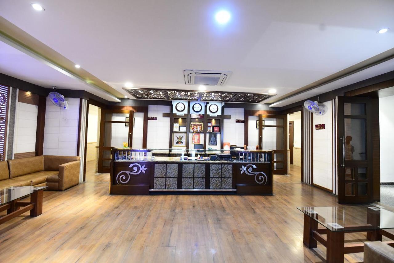 Hotel Jataka Inn Bodh Gaya Dış mekan fotoğraf