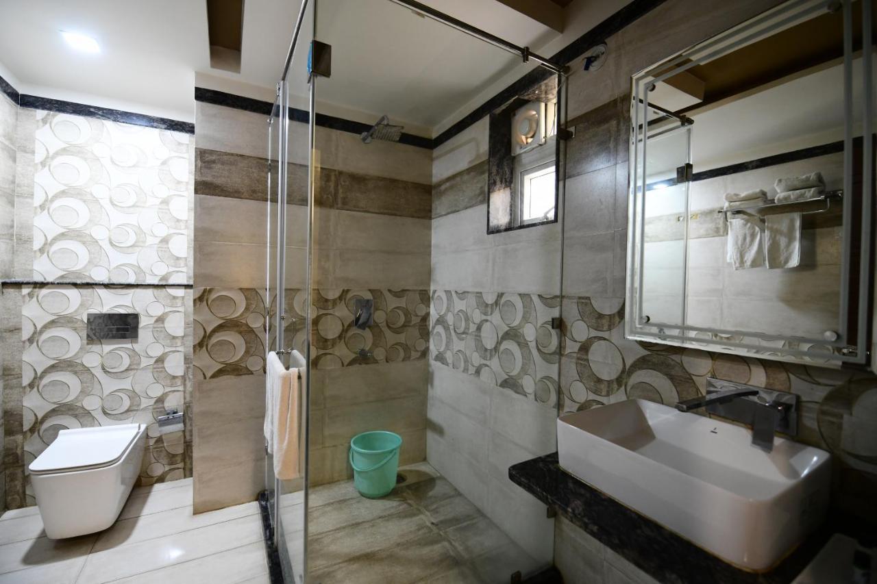 Hotel Jataka Inn Bodh Gaya Dış mekan fotoğraf