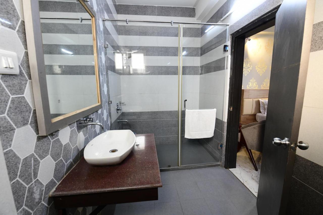 Hotel Jataka Inn Bodh Gaya Dış mekan fotoğraf