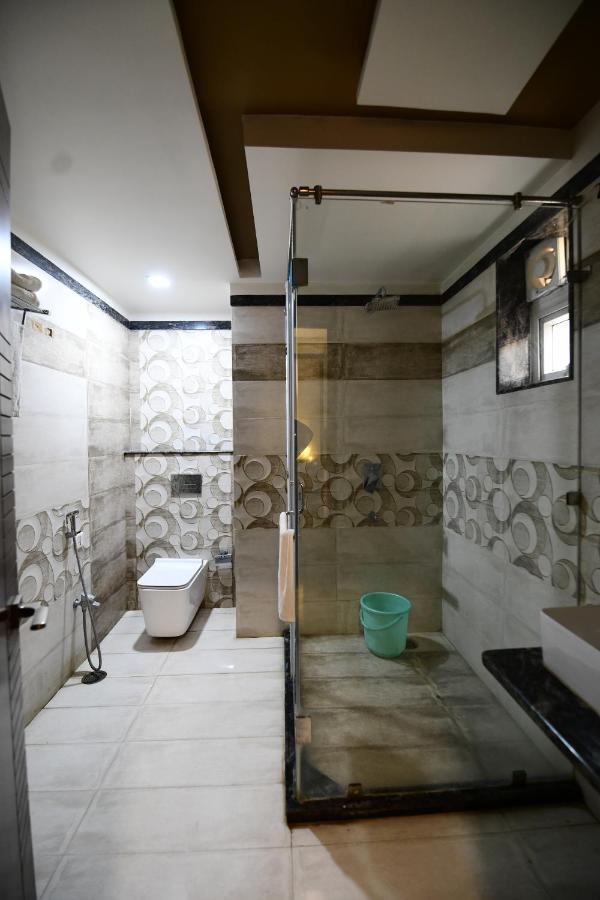 Hotel Jataka Inn Bodh Gaya Dış mekan fotoğraf