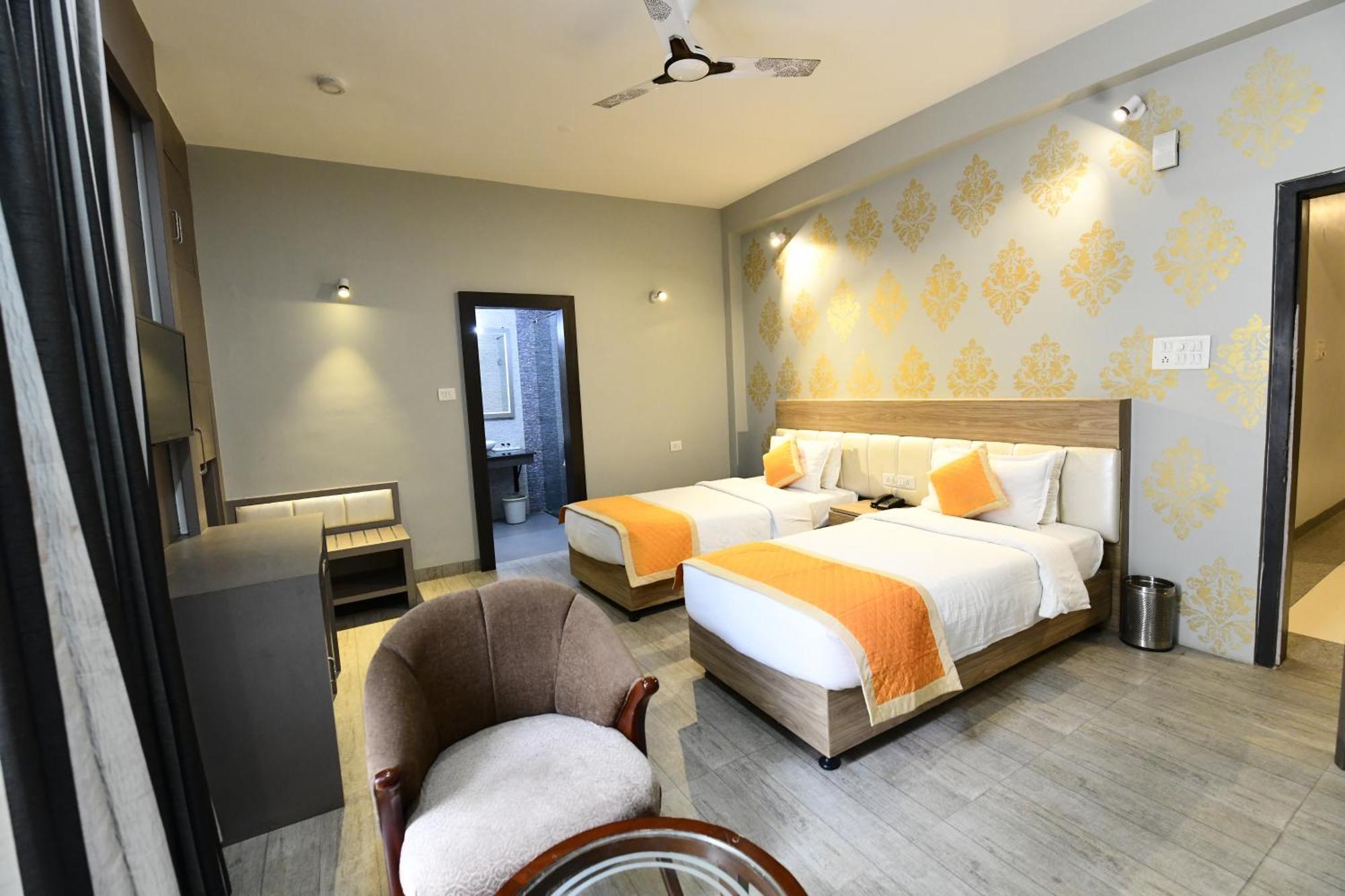 Hotel Jataka Inn Bodh Gaya Dış mekan fotoğraf